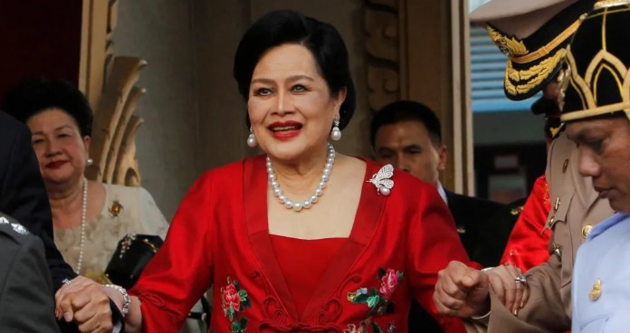 Thailand Mourns Former Queen Sirikit, Mother of King Vajiralongkorn, Dead at 93