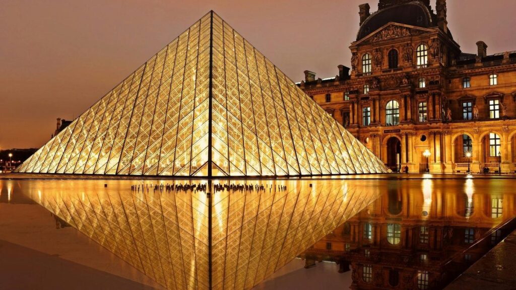 Two Arrested After Daring Daylight Robbery at the Louvre Museum