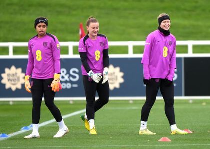 Short title:Toone: England expect fired-up Australia in revenge clash