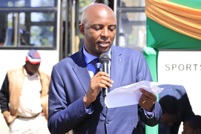 Murang’a Governor Irungu Kang’ata Warns Job Seekers Against County Job Scams