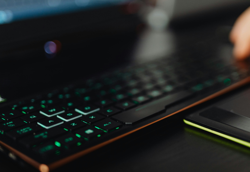 Police Warn of Growing Online Gangs Targeting Girls for Violent Acts