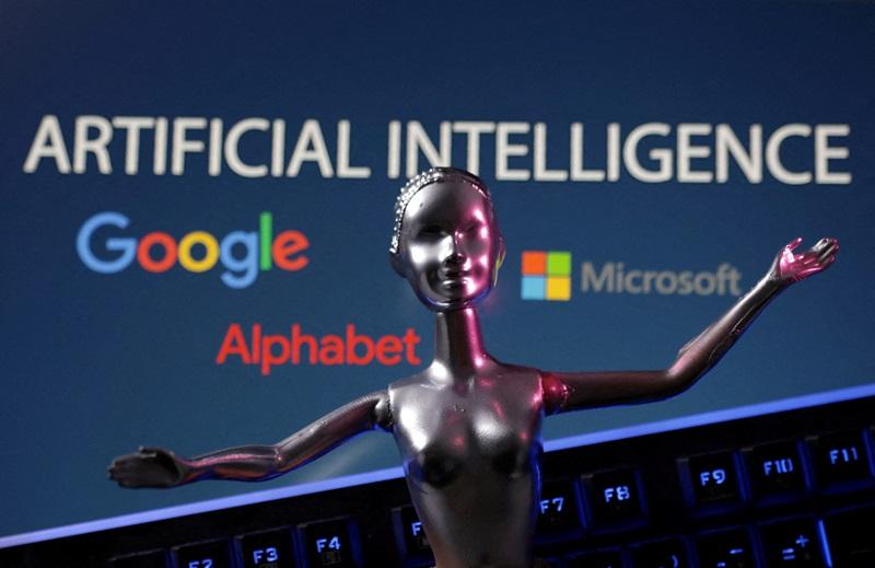 Big Tech Ramps Up AI Spending, Alphabet Gains Investor Confidence