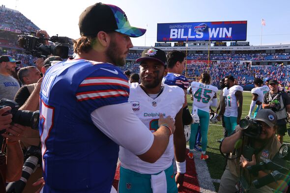 NFL Week 10 Roundup: Dolphins Stun Bills, Texans Pull Off Record Fourth-Quarter Comeback