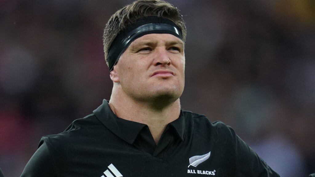 Scott Barrett Returns to Lead All Blacks Against England at Twickenham